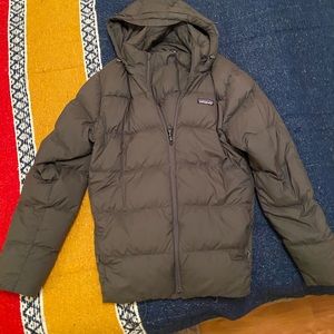 Patagonia down jacket. Size Xl. Gray